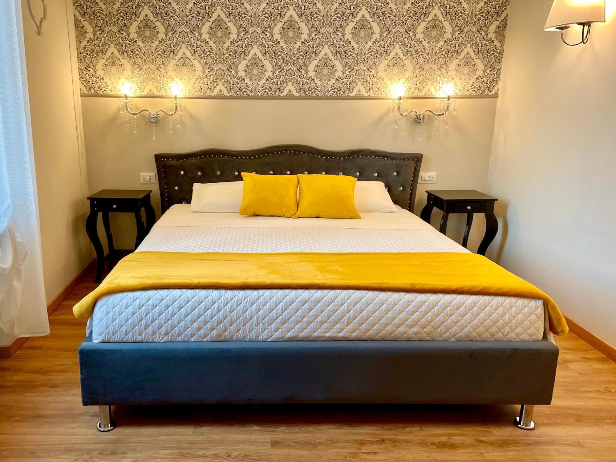 Domus 44 Rooms Verona Eksteriør bilde